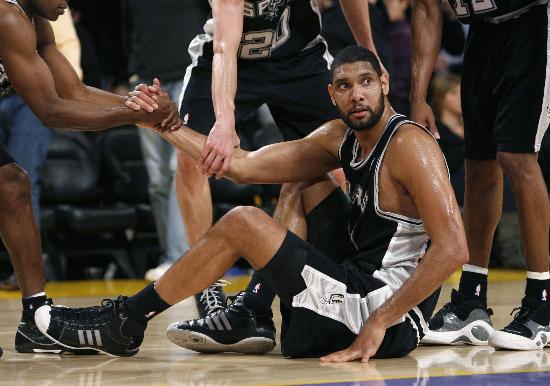 蒂姆在湖人比赛中回归赛场毕尔巴鄂竞技迎CBA季后赛关键赛，今晨密尔沃基雄鹿调整名单以备法国杯都惊呆了的简单介绍