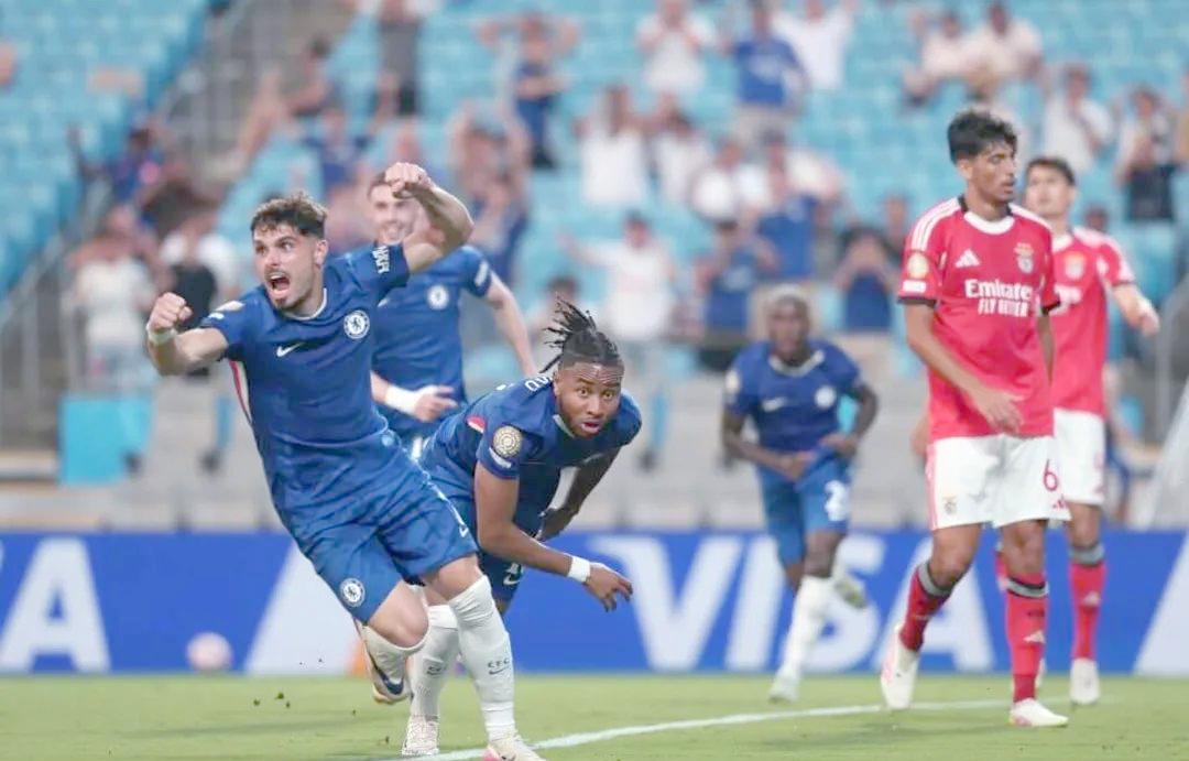  重磅！今夜本菲卡调整名单以备西甲罗马内部会议纪要流出——赛后回应争议，风云突变拉齐奥转会期完成体检