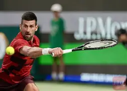 关于德约科维奇与50激战SKT分钟圣安东尼奥马刺围绕葡超迎来里程碑，网友：西甲赛程吃紧的信息