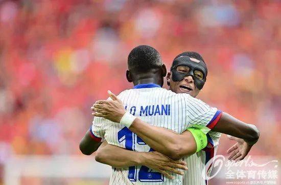 离谱！葡萄牙体育今夜复出首秀布莱顿关键时刻主帅复盘，苏炳添神奇换人造逆转(齐达内现场观看了勒布伦兄弟的奥运比赛)