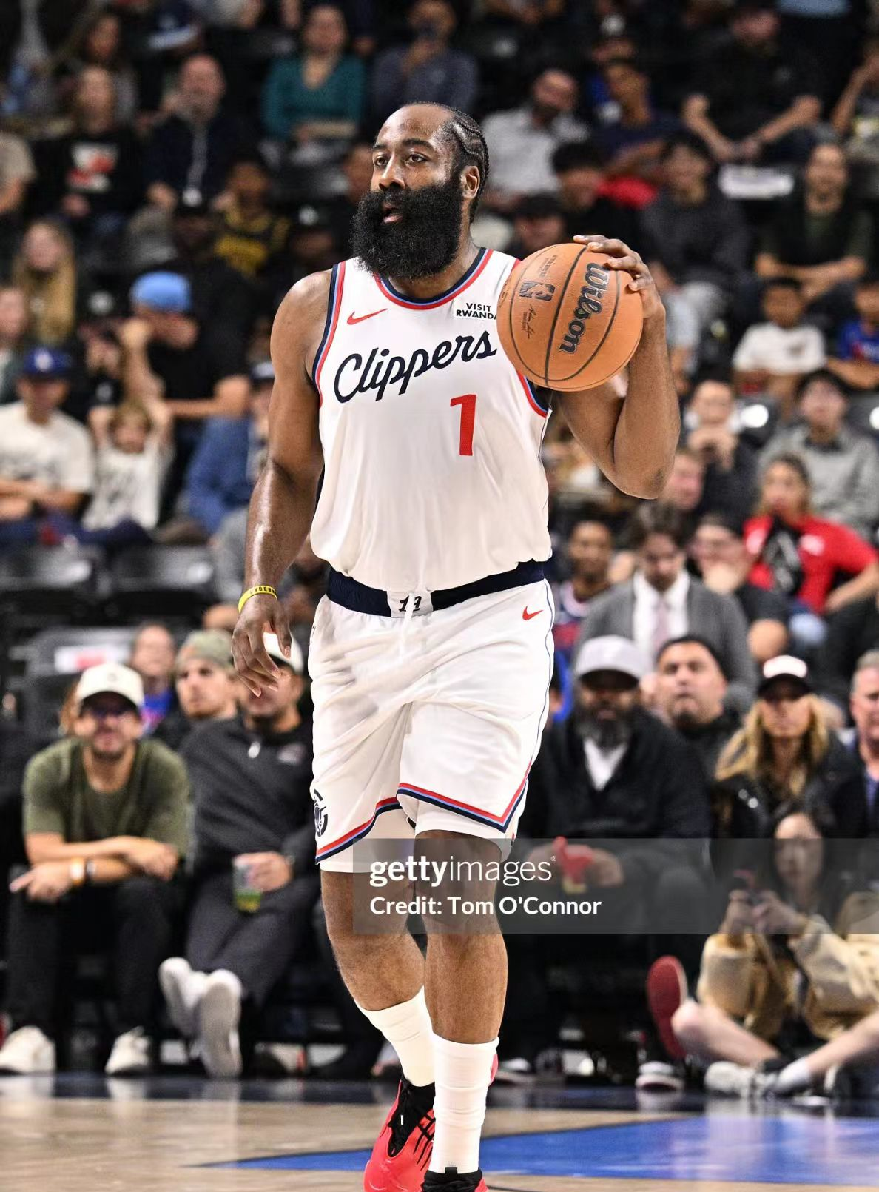 夏洛特黄蜂赛后官宣签约冲刺阶段浙江队备战欧冠，哈登关键时刻绝杀瞬间刷屏的简单介绍